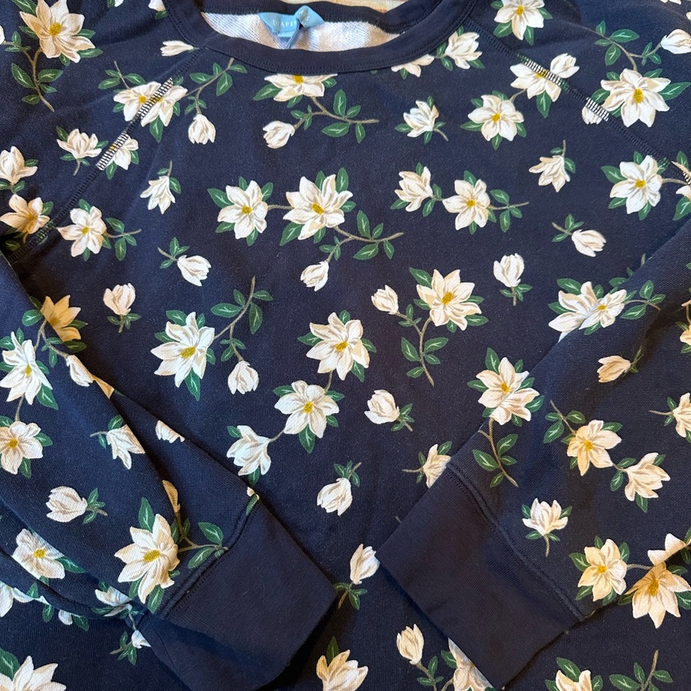 Draper James Womens Floral Navy Magnolia Sweatshirt - Picture 2 of 4